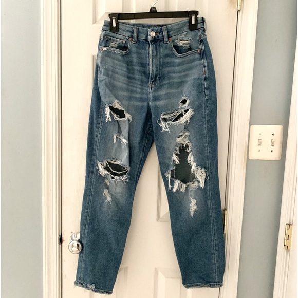 American Eagle Outfitters Denim - American Eagle Mom Jeans